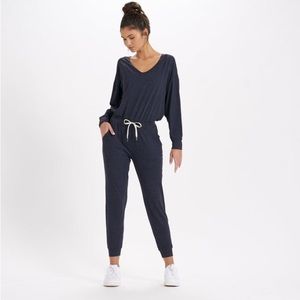 EUC Vuori Lux Long Sleeve Jumpsuit in Midnight Heather